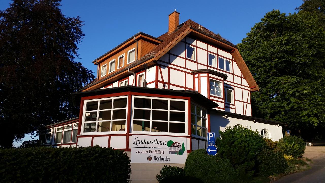 Landgasthaus Zu Den Erdfaellen Bad Pyrmont Exterior foto